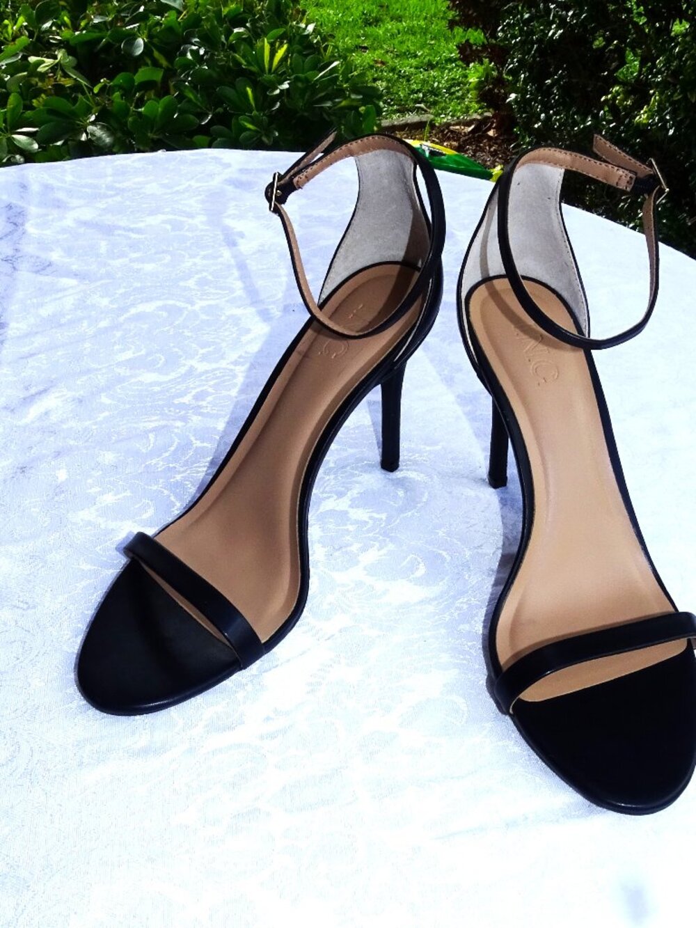 INC Black High Heeled Strappy Sandals  9.5M  New